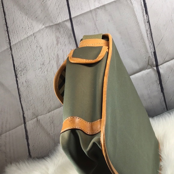 Vintage Authentic Burberry’s crossbody - Picture 5 of 14
